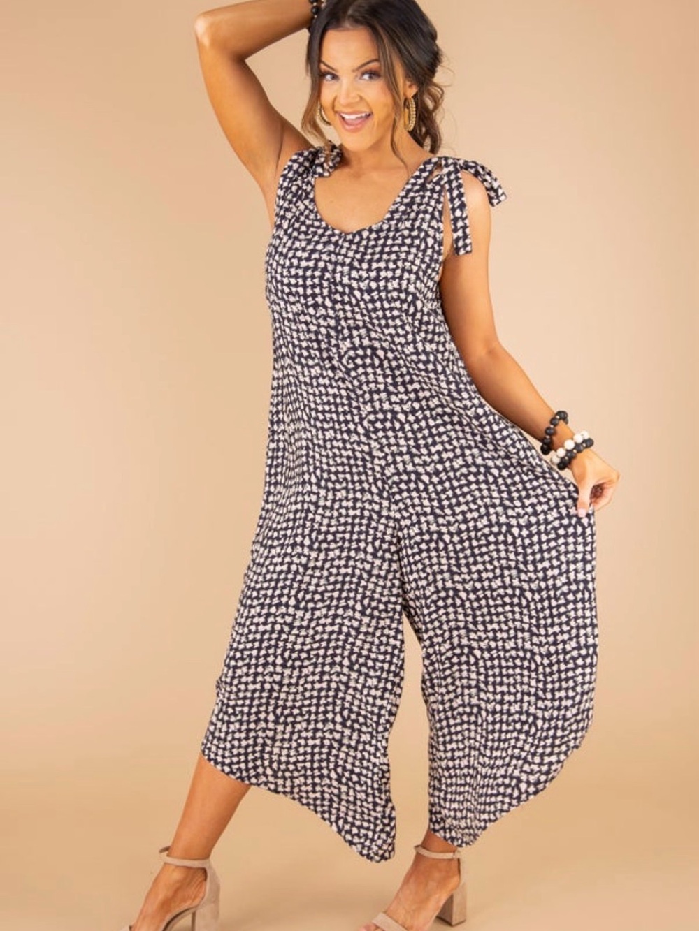 Tie-Shoulder Wide Leg Jumpsuit in Black & Cream | Like New | Large